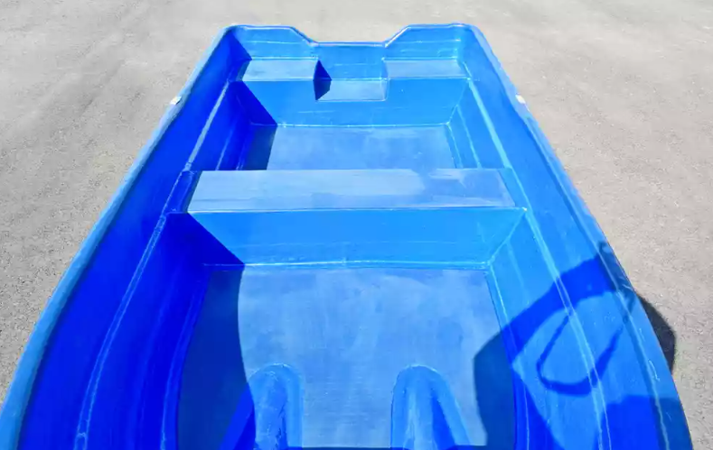 Стеклопластиковая лодка Neman-340 (тримаран) в Симферополе