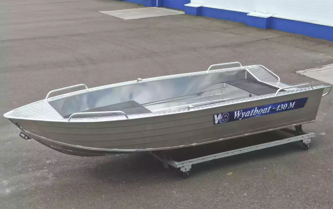 Алюминиевая лодка  Wyatboat-430М FISH в Симферополе