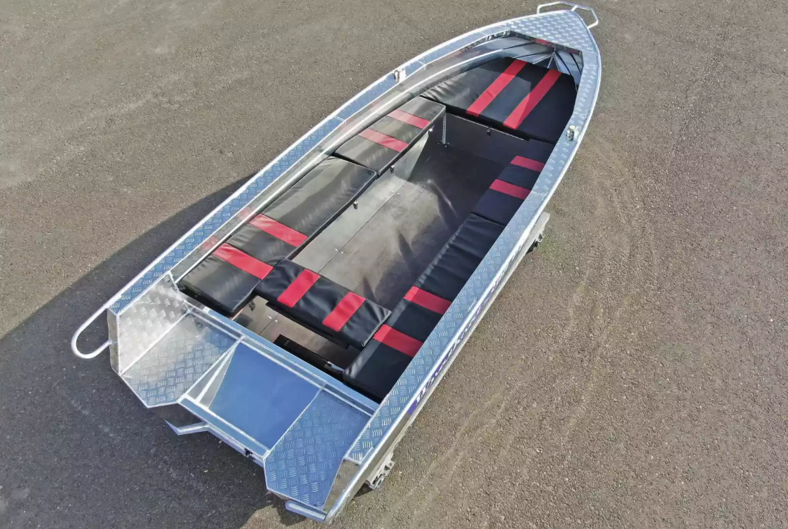 Алюминиевая лодка Wyatboat-390РМ увеличенный борт в Симферополе