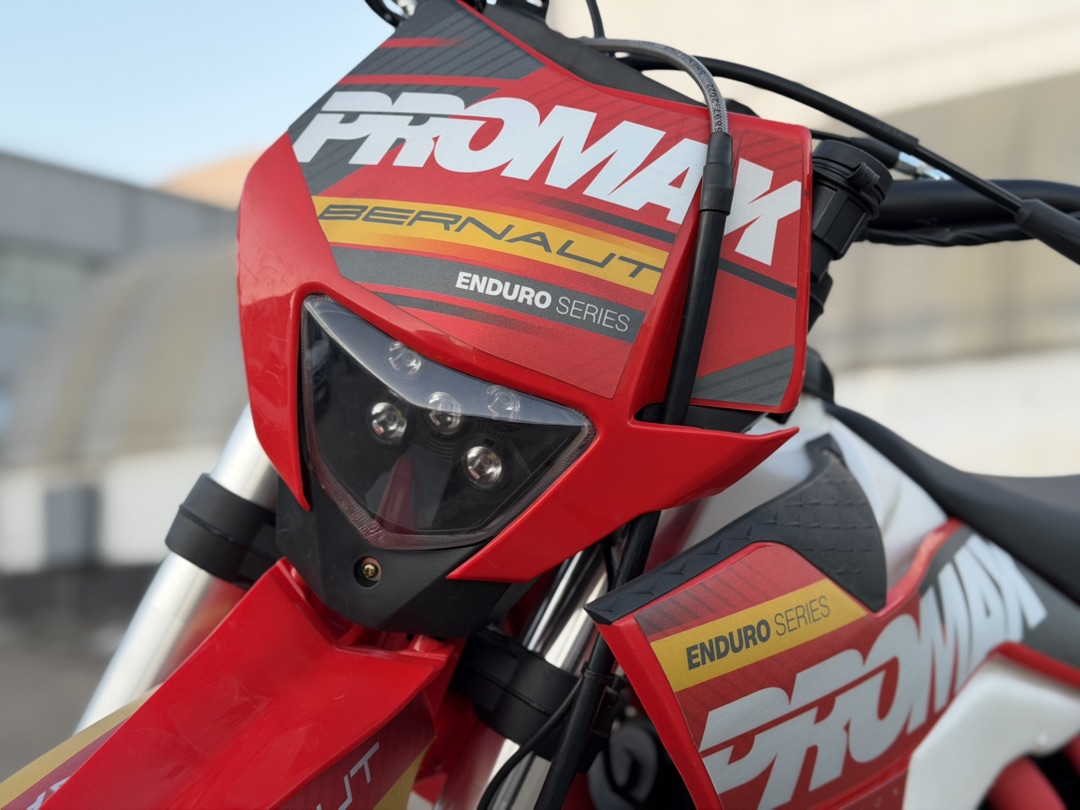 Кроссовый мотоцикл (эндуро) PROMAX BERNAUT 400 в Симферополе