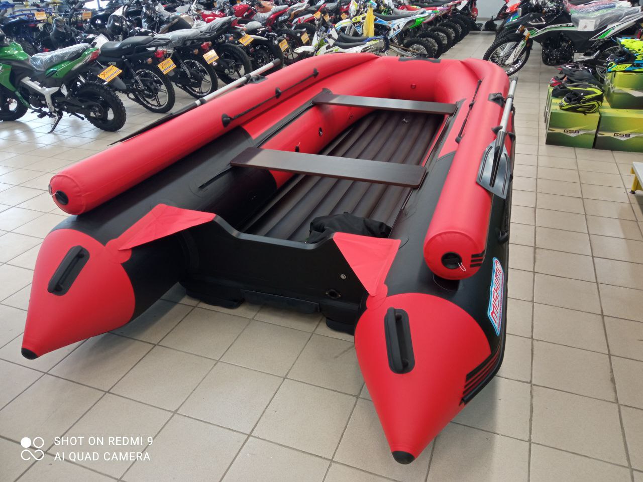 Лодка MISHIMO RIVER FJET PRO 410  под водомет в Симферополе