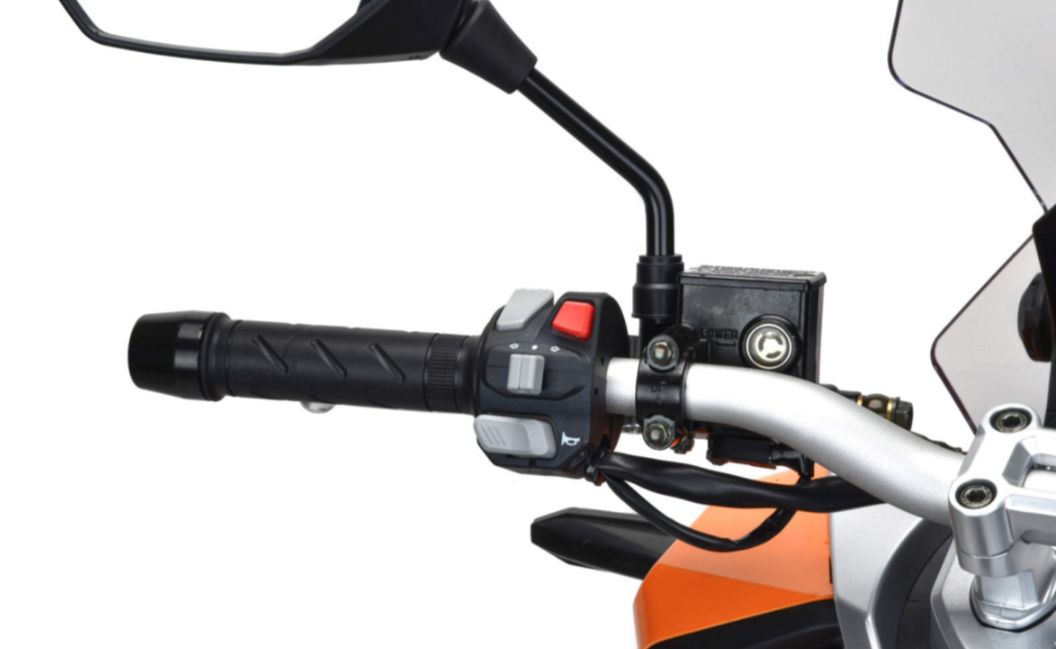 Скутер MOTOLAND (МОТОЛЕНД) T-MAX 150 в Симферополе