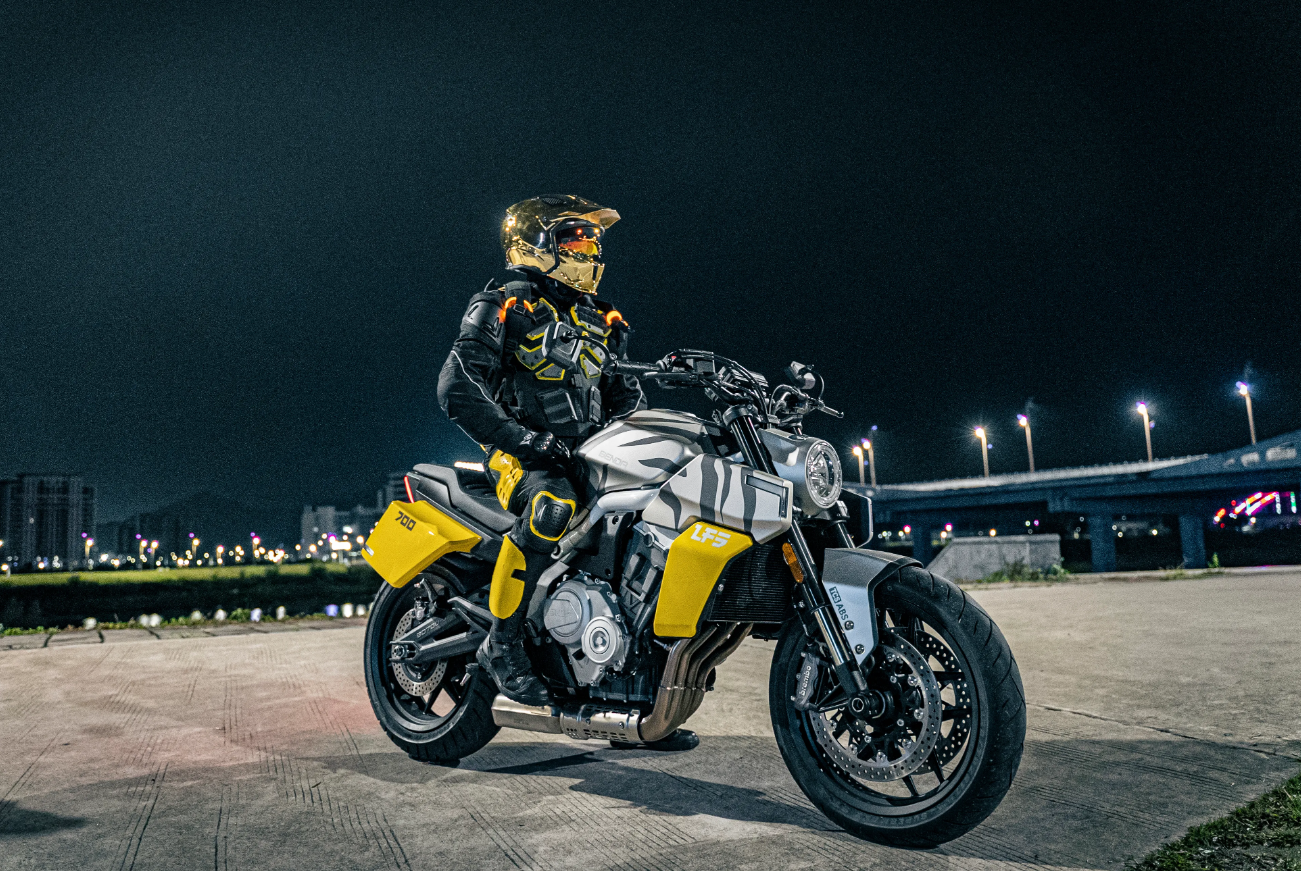 Мотоцикл Benda LFS 700 в Симферополе