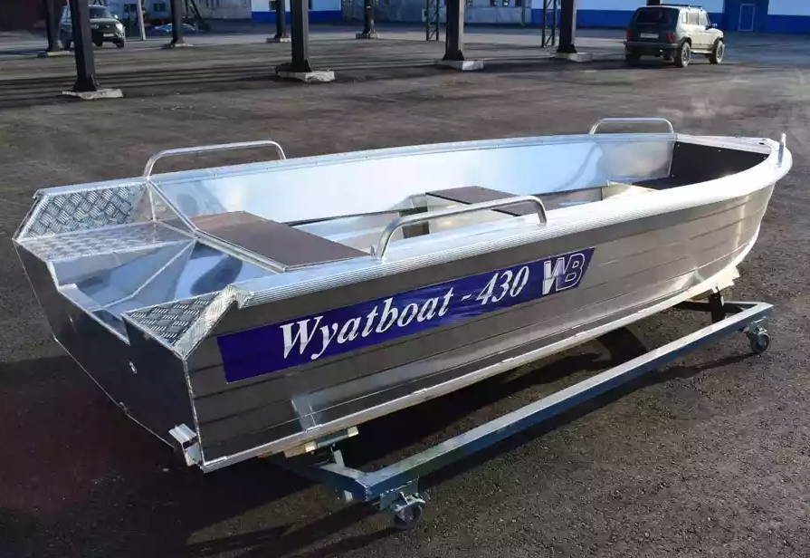 Алюминиевая лодка  Wyatboat-430 Р в Симферополе