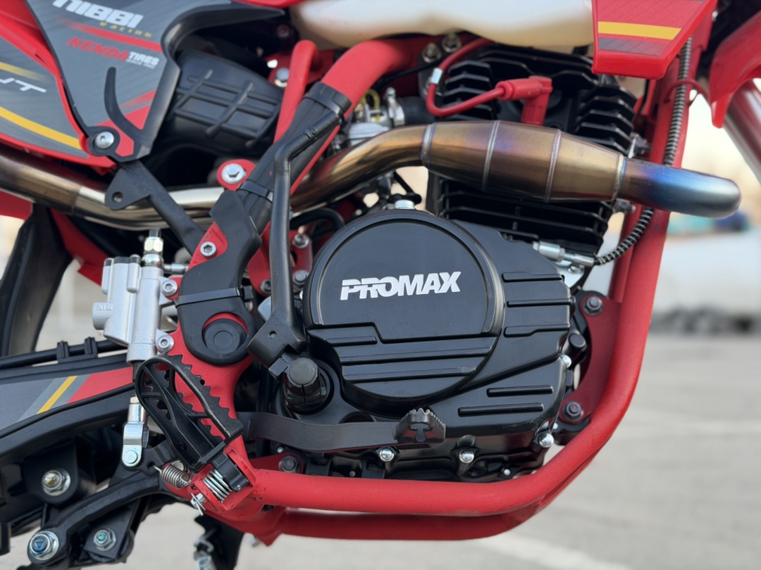 Кроссовый мотоцикл (эндуро) PROMAX BERNAUT 400 в Симферополе