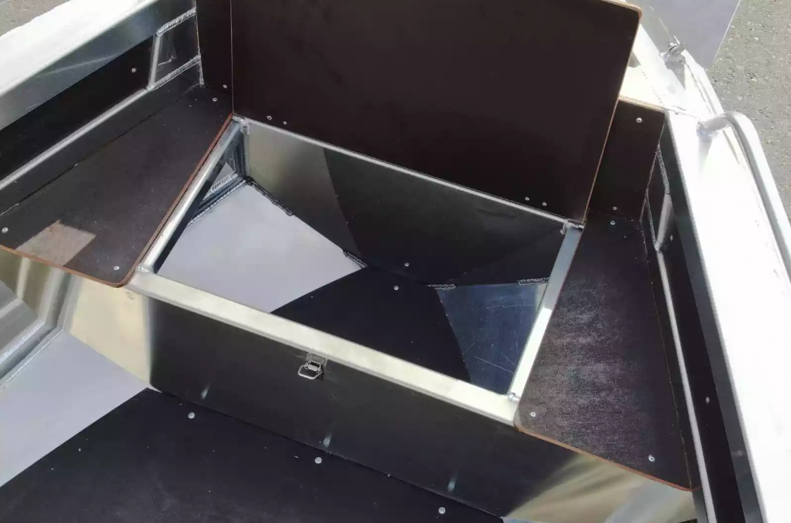 Алюминиевая лодка  Неман-480 Р в Симферополе