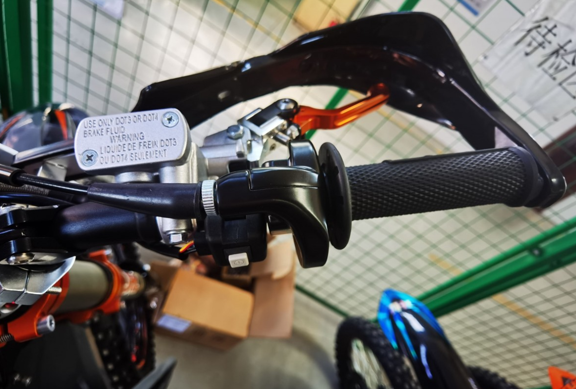 Мотоцикл JHLMOTO JHL Z4 PR250 (172FMM-5) в Симферополе