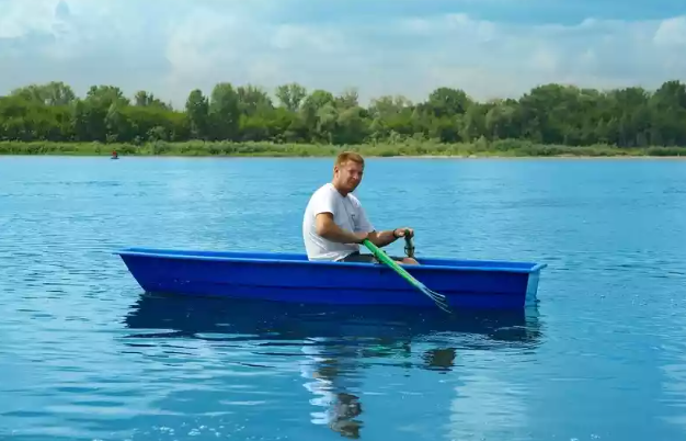Стеклопластиковая лодка Малютка в Симферополе