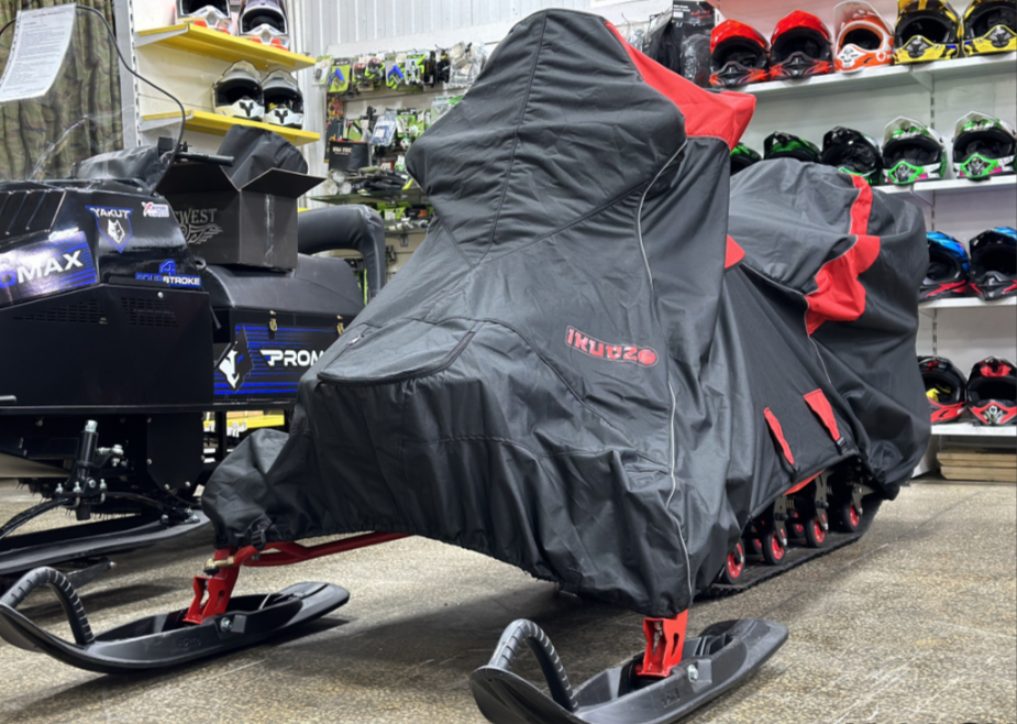 Чехол транспорт. снегохода IKUDZO HUNTER черно-красный Оксфорд ПРЕМИУМ качества с лого IKUDZO в Симферополе