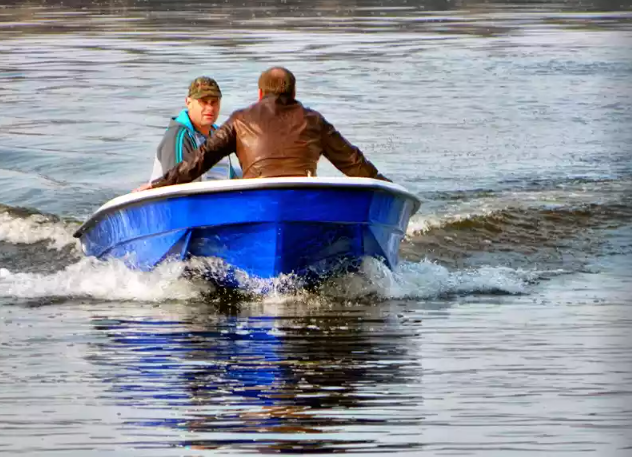 Стеклопластиковая лодка Wyatboat 430 тримаран в Симферополе