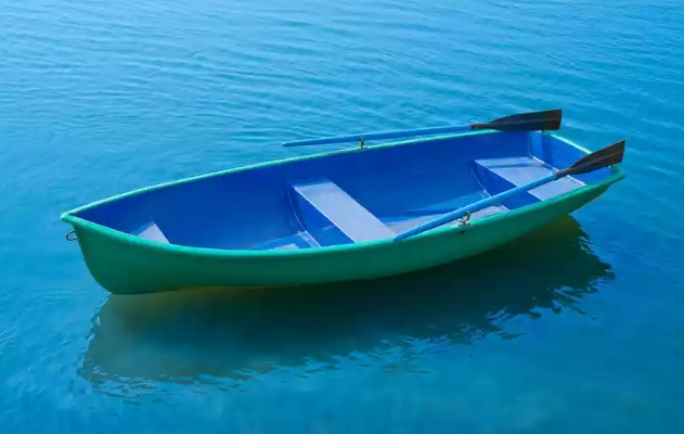 Стеклопластиковая лодка Дельфин в Симферополе