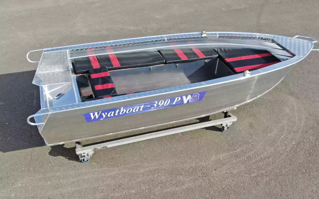 Алюминиевая лодка Wyatboat-390РМ увеличенный борт в Симферополе