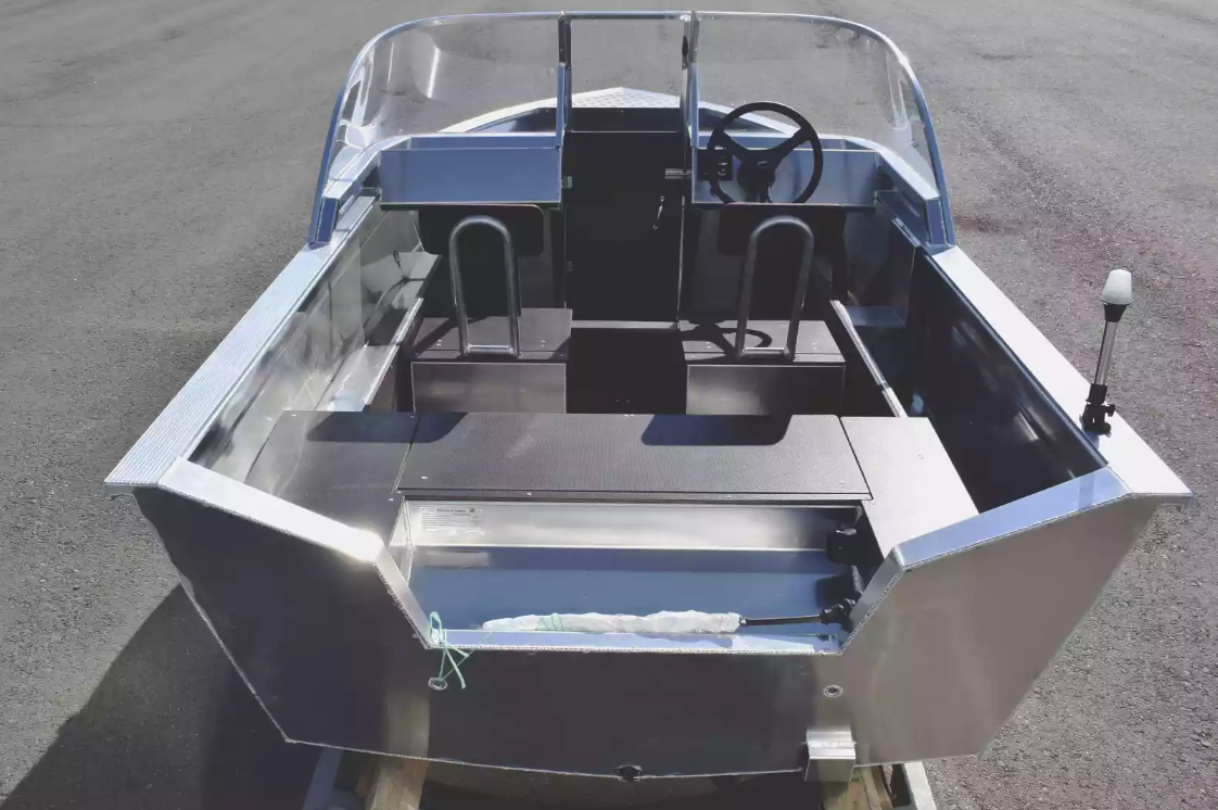 Алюминиевая лодка  Неман-400 DCM в Симферополе