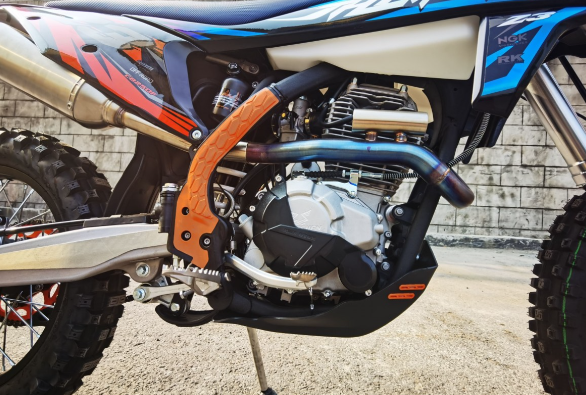 Мотоцикл JHLMOTO JHL Z3 CB250 (172FMM-3A) в Симферополе