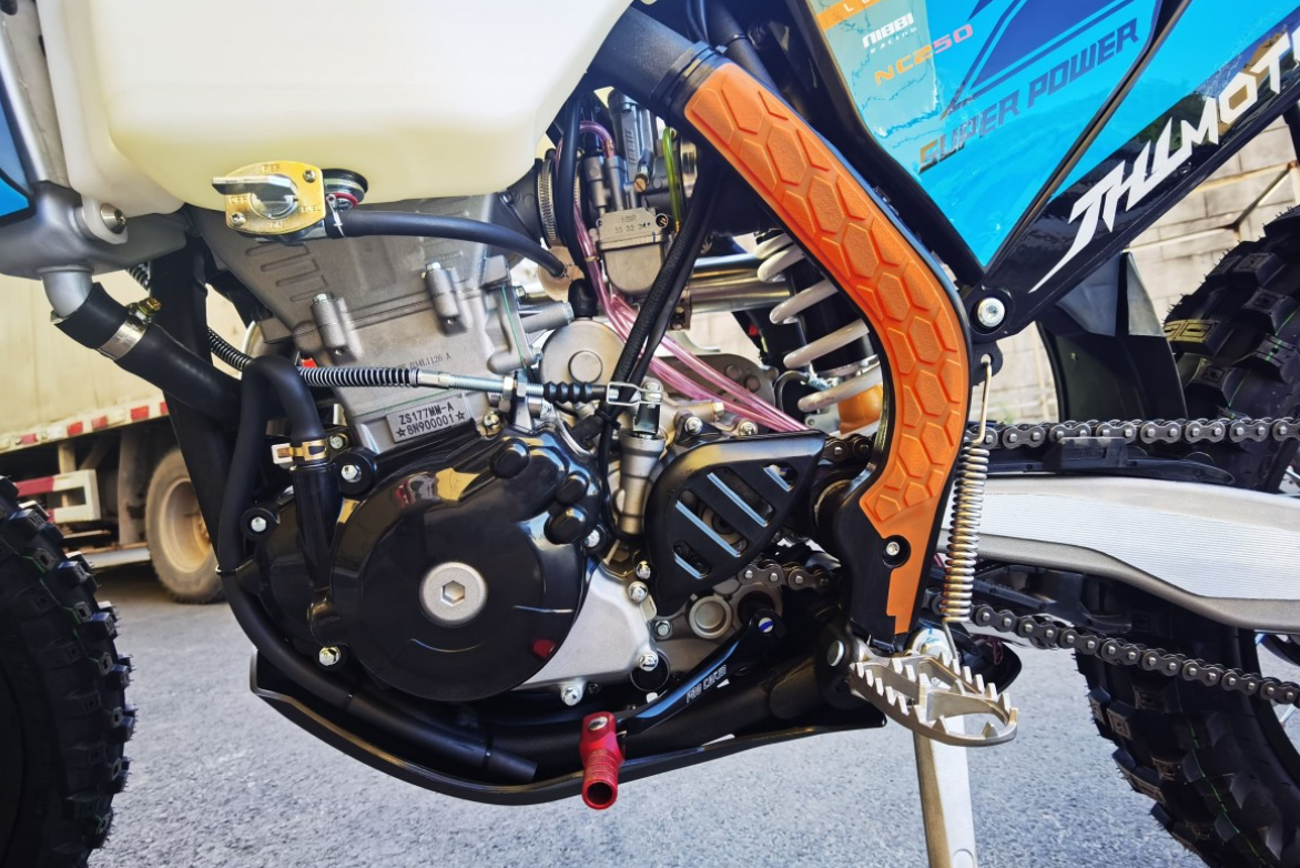 Мотоцикл JHLMOTO JHL Z7 NC250S (177MM-A) в Симферополе