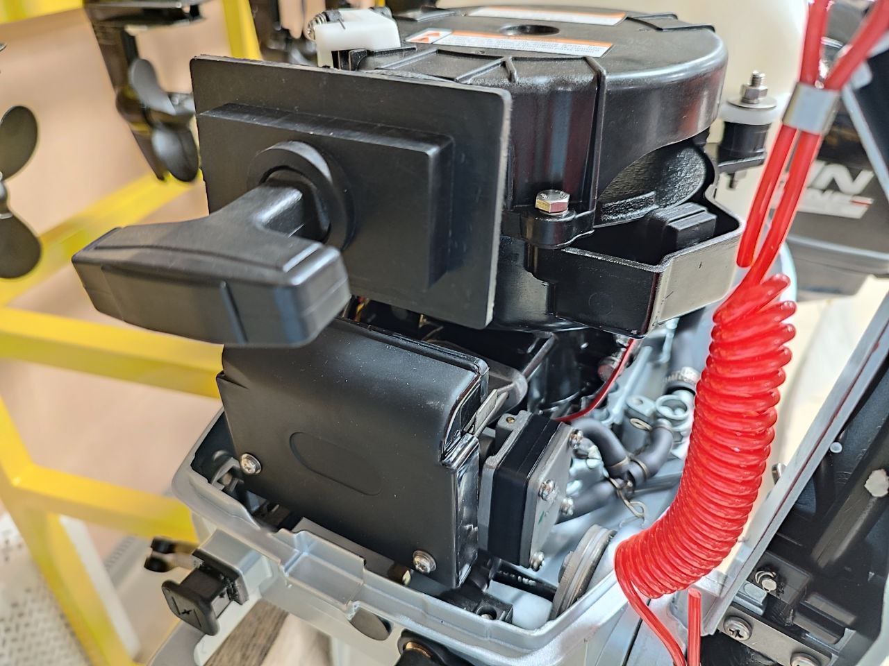 Лодочный мотор PROMAX SP5FHS (внешний бак 12 л) в Симферополе