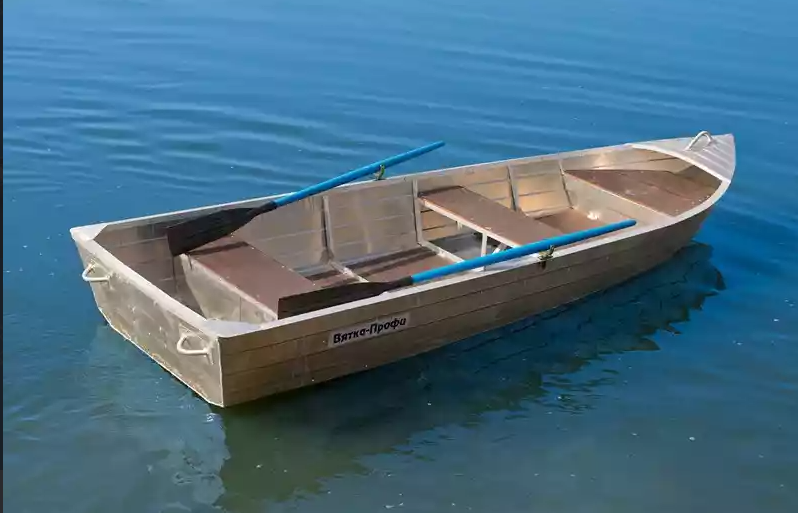 Алюминиевая лодка Вятка-Профи 37 в Симферополе