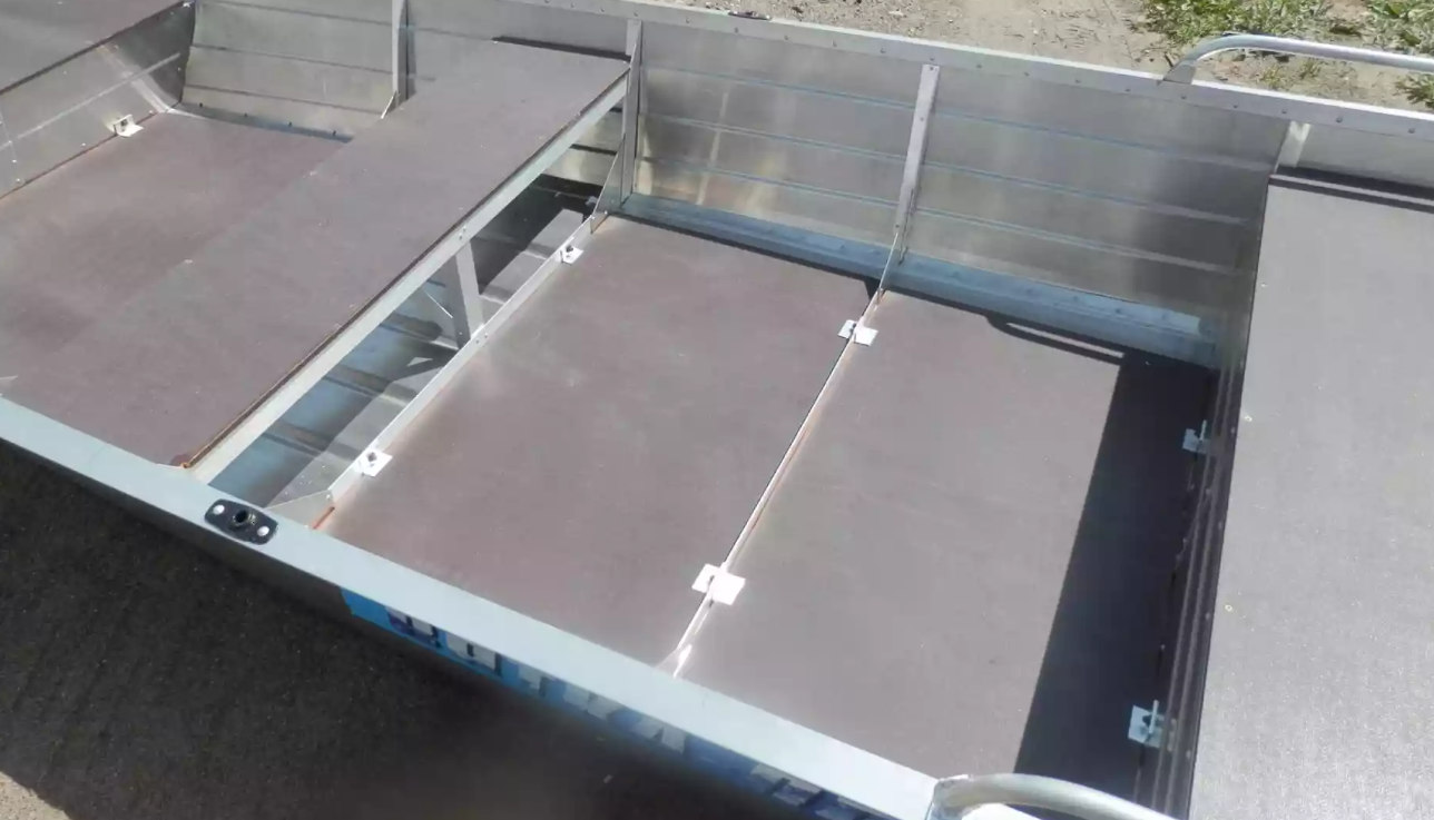 Алюминиевая лодка Вятка-Профи 32 в Симферополе