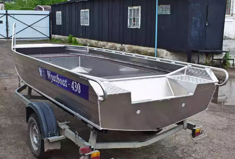 Алюминиевая лодка  Wyatboat-430 Master в Симферополе