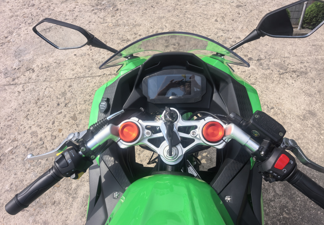Мотоцикл TMBK Ninja 400cc в Симферополе
