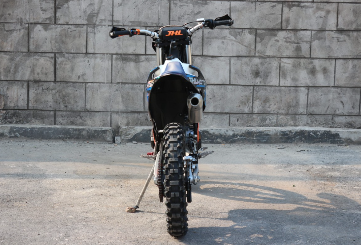Мотоцикл JHLMOTO JHL Z3 CB250 (172FMM-3A) в Симферополе