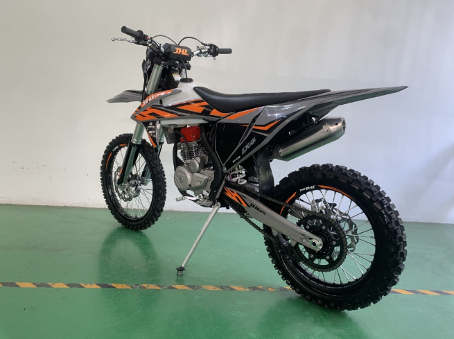 Мотоцикл JHLMOTO JHL LX4 CB300RL (175FMN) в Симферополе