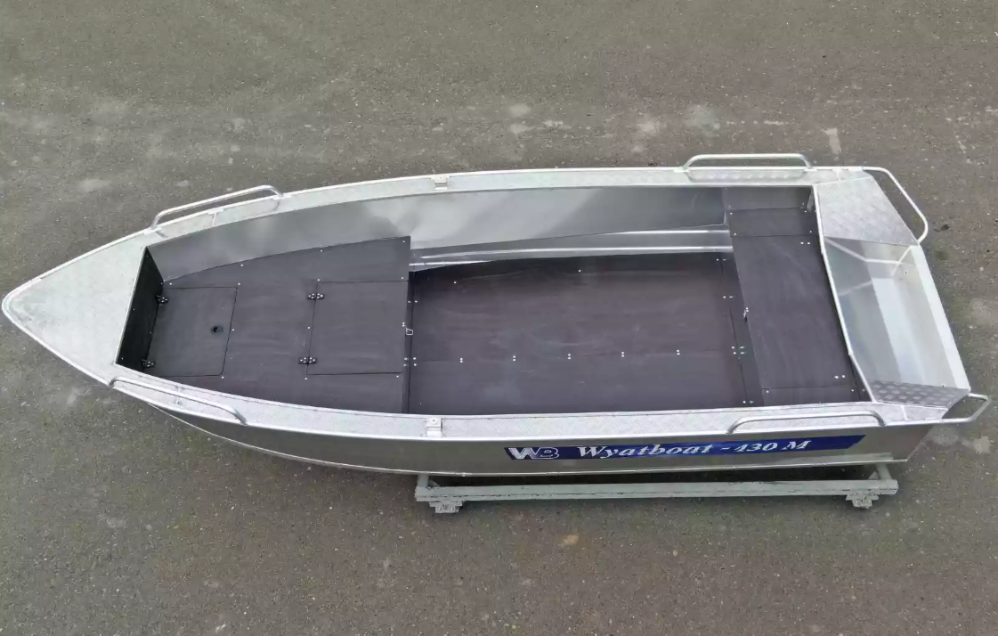 Алюминиевая лодка  Wyatboat-430М FISH в Симферополе