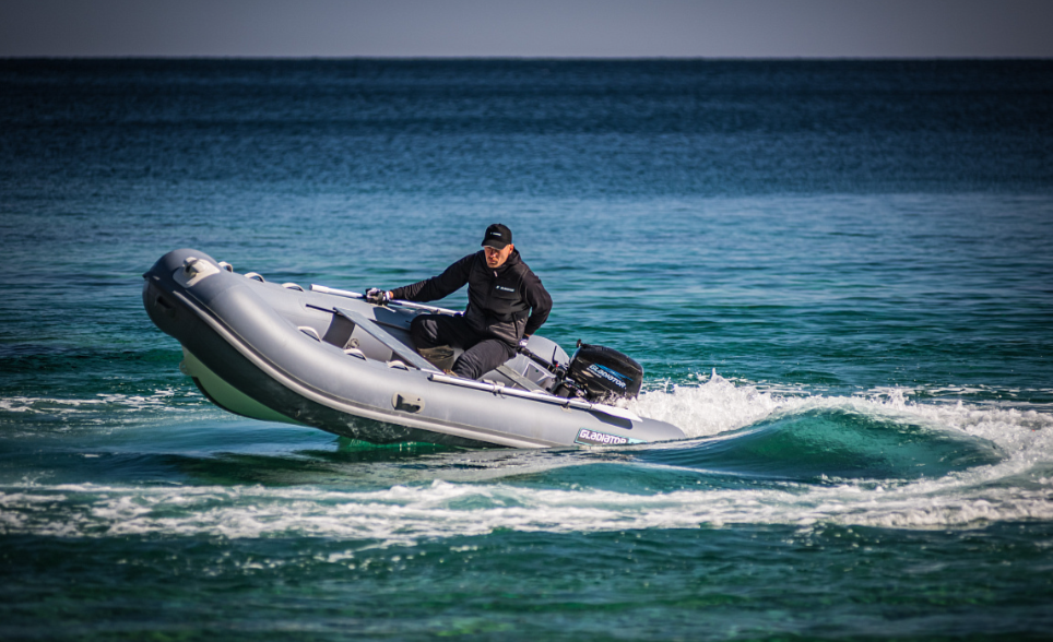 Лодка GLADIATOR RIB380AL в Симферополе