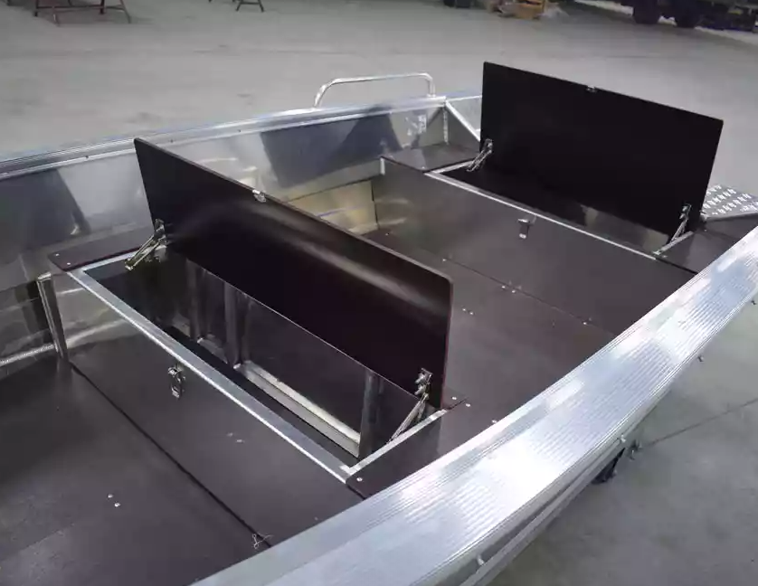 Алюминиевая лодка  Wyatboat-430 Р в Симферополе