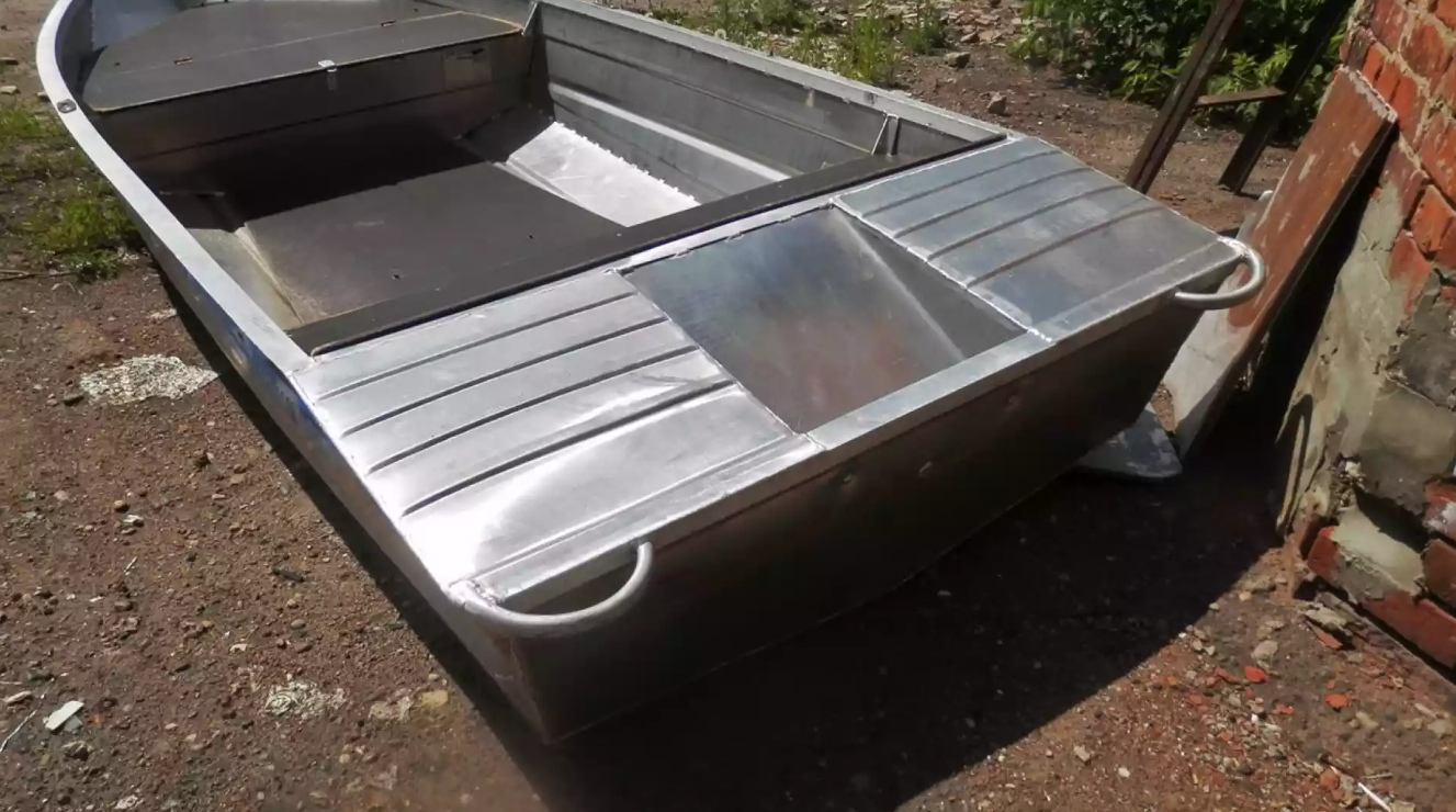 Алюминиевая лодка Вятка-Профи Вариант в Симферополе