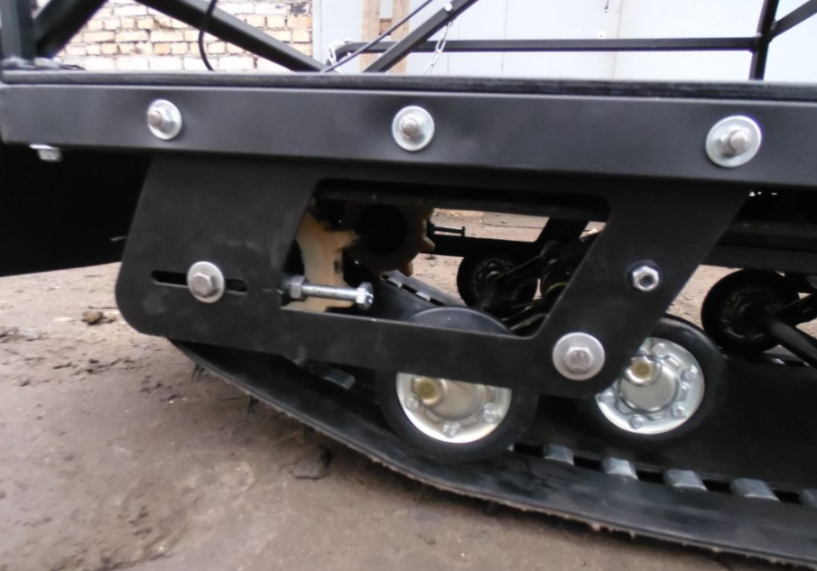 Мотобуксировщик AhtaR Зима 15 л/с с вариатором в Симферополе