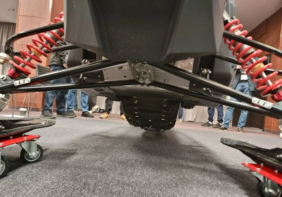 Снегоход AODES Siberiacross 1000 SWT 600mm LCD 6.8 в Симферополе