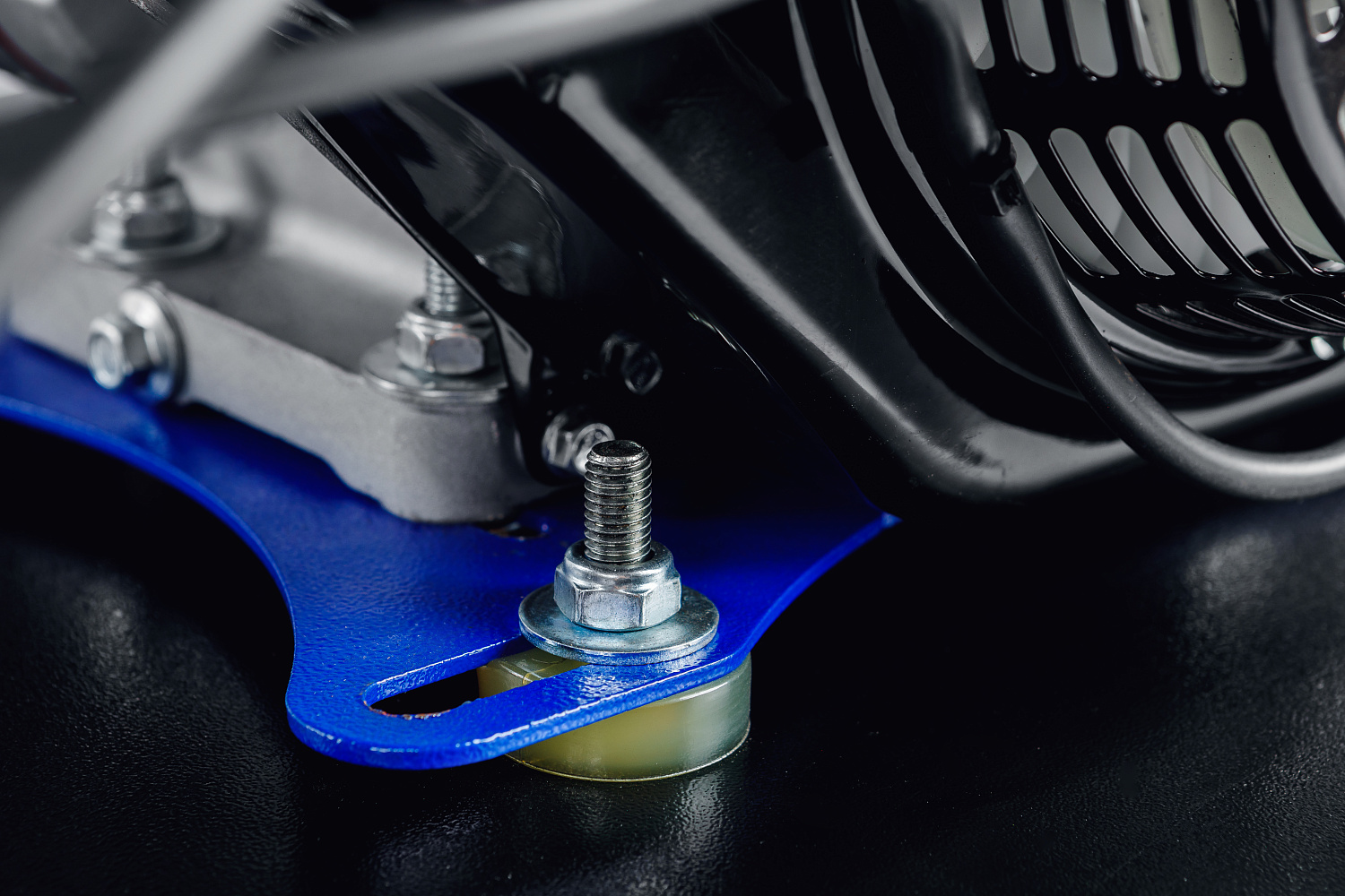 МОТОБУКСИРОВЩИК IKUDZO LONG 2.0 1700/500 EKR19 в Симферополе