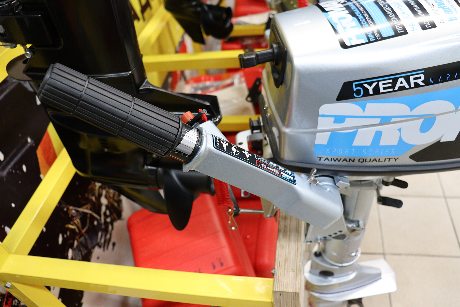 Лодочный мотор PROMAX SP5FHS (внешний бак 12 л) в Симферополе