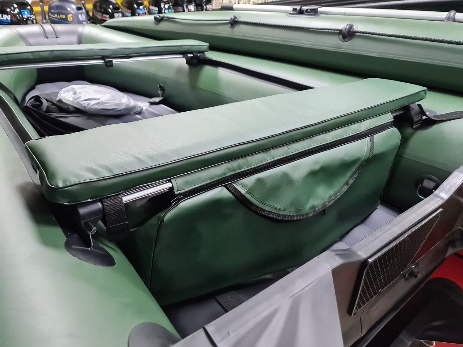 КОМПЛЕКТ МЯГКИХ НАКЛАДОК С СУМКОЙ ДЛЯ ЛОДОК 90Х20 ЗЕЛЕНЫЙ в Симферополе