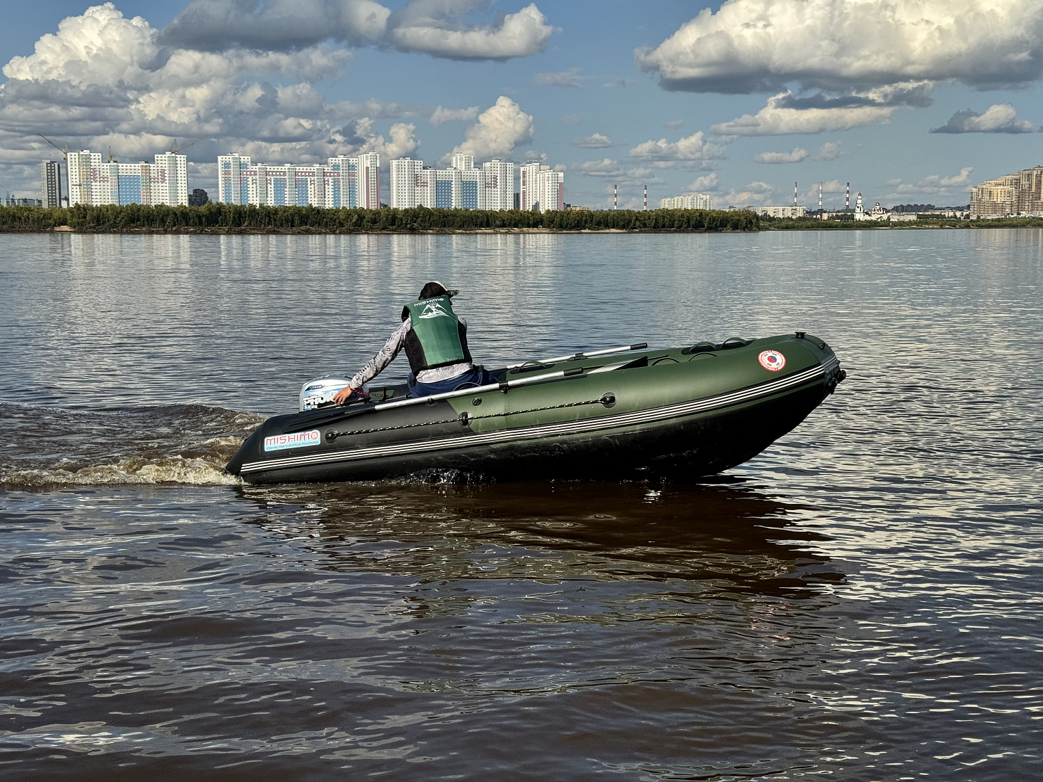 Лодка MISHIMO BIG FLOOR 400 в Симферополе