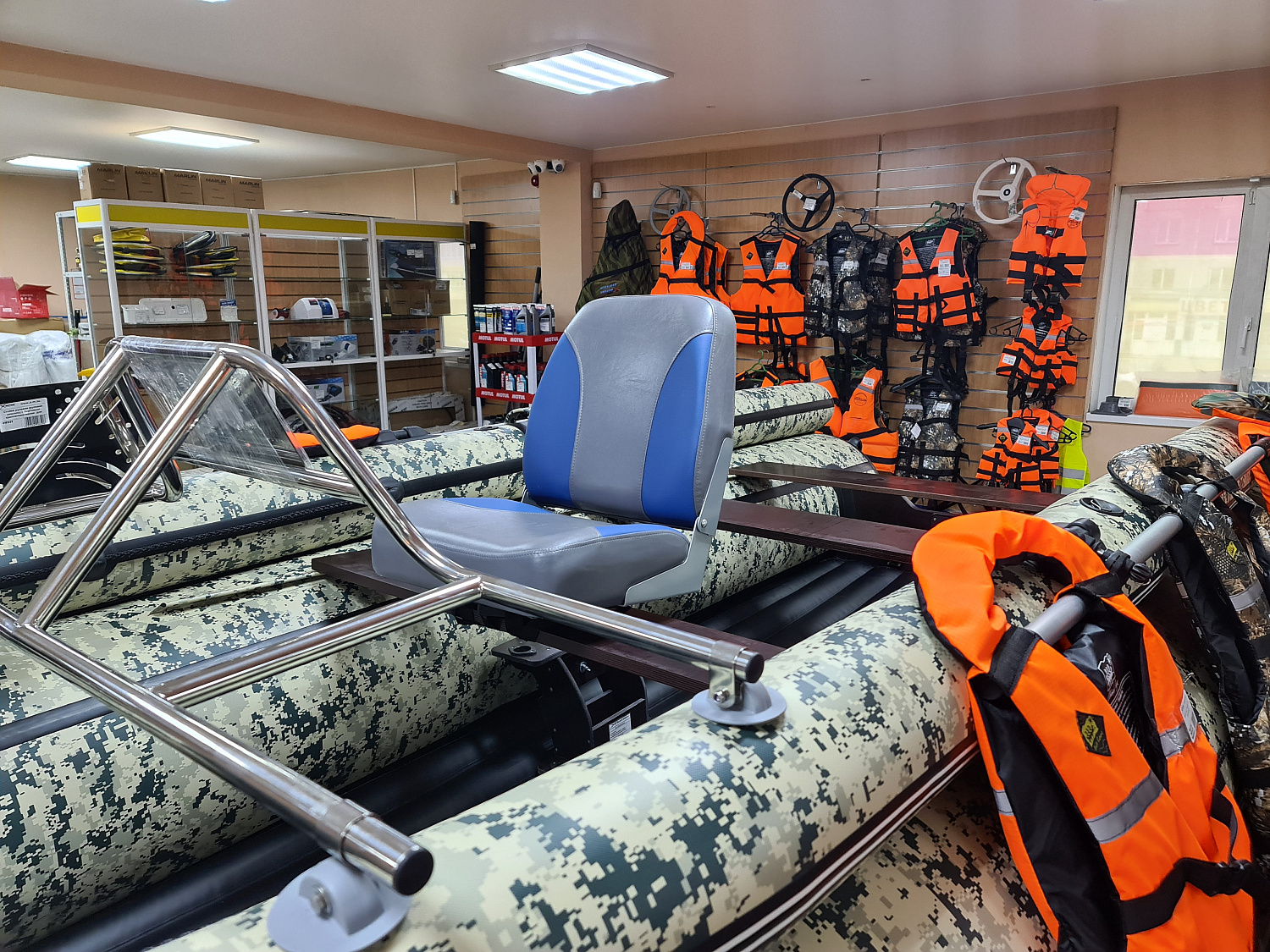 КРЕСЛО МЯГКОЕ РАСКЛАДНОЕ С ПОВОРОТНЫМ МЕХАНИЗМОМ ДЛЯ ЛОДОК в Симферополе