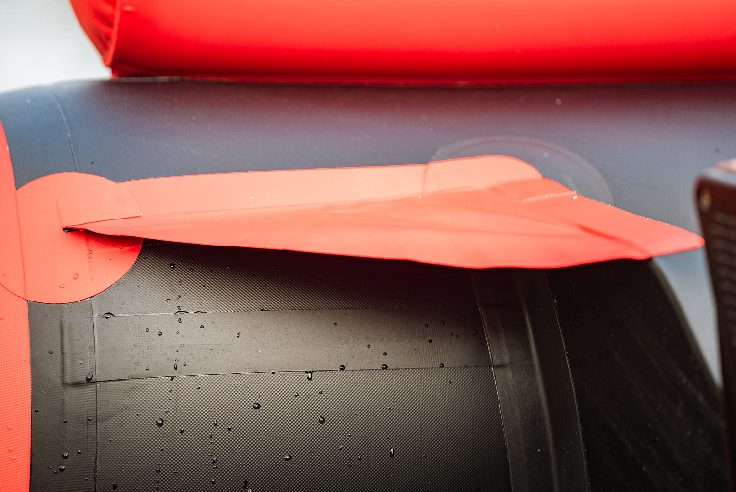 Лодка MISHIMO RIVER FJET PRO 410  под водомет в Симферополе