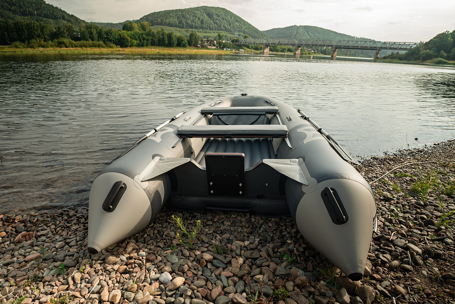 Лодка MISHIMO RIVER JET 390 под водомет в Симферополе