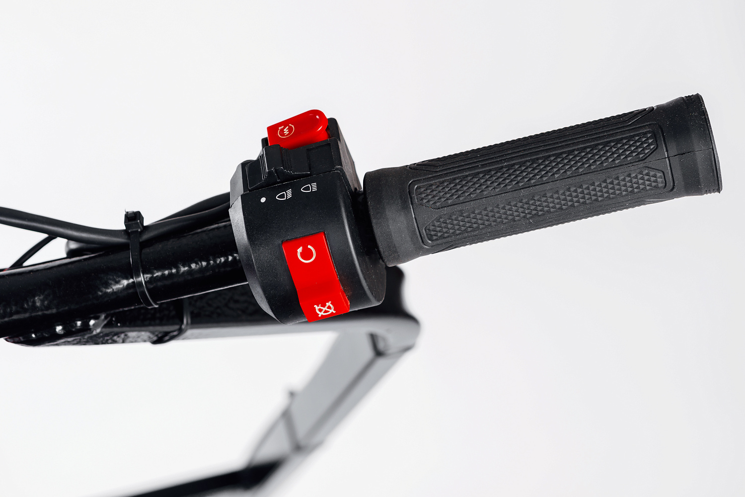 МОТОБУКСИРОВЩИК IKUDZO LONG 2.0 1700/500 EKR19 в Симферополе