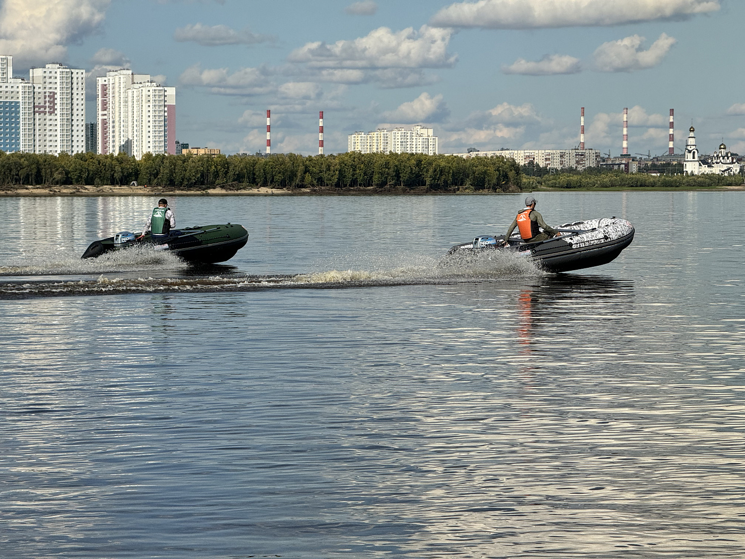 Лодка MISHIMO BIG FLOOR 440 в Симферополе