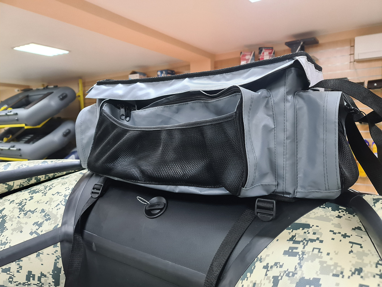 СУМКА ЛЮКС НА БАЛЛОН ДЛЯ ЛОДОК ПВХ 50Х25Х25 СМ в Симферополе