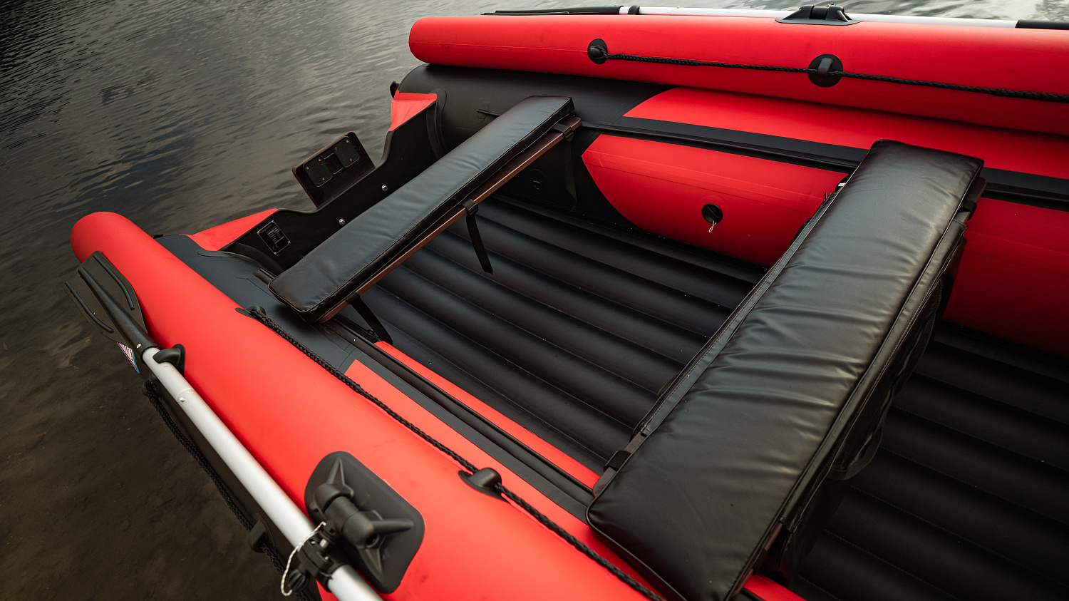 Лодка MISHIMO RIVER FJET PRO 410  под водомет в Симферополе